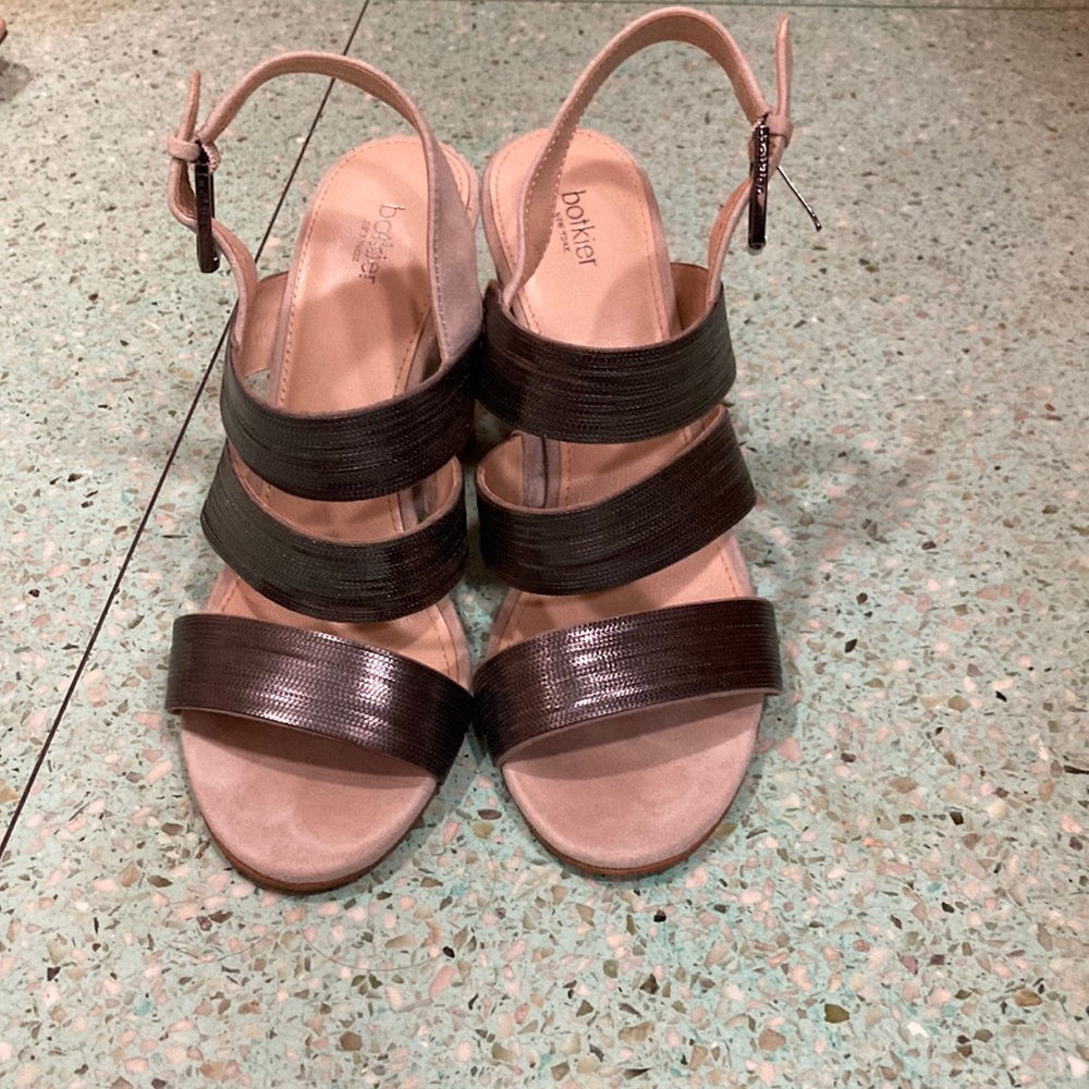 Botklier heels